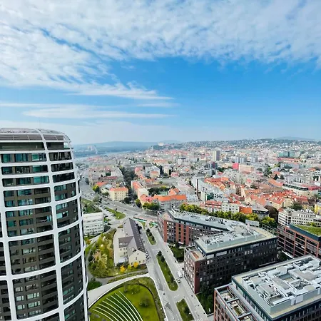 Sky Park - Luxury - Free Parking 아파트